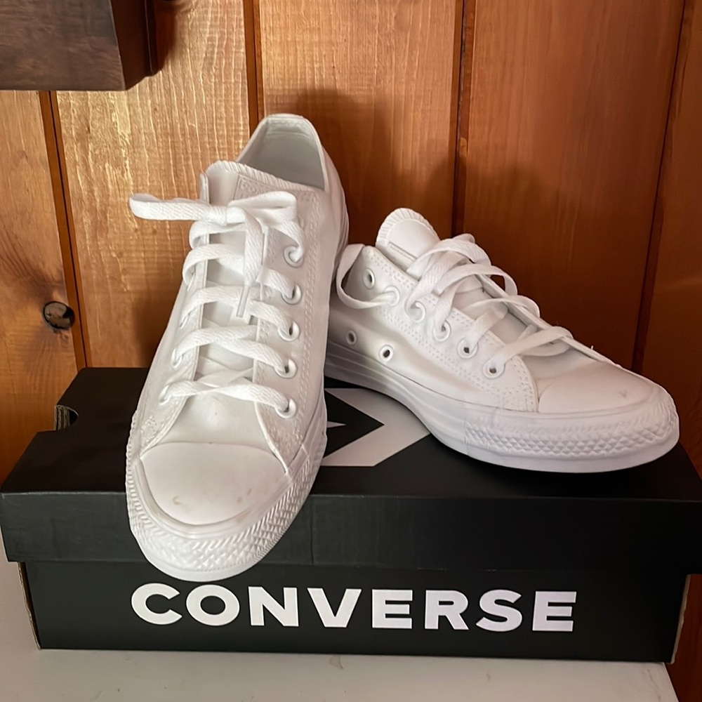 Converse Taylor All Star Classic unisex low M 6.5/ W 8.5